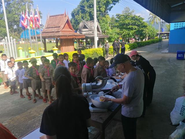 กิจกรรมค่ายอาสาปันรักเพื่อน้อง,ภายใต้โครงการจิตอาสาเราทำความดีด้วยหัวใจนิสิตคณะแพทยศาสตร์