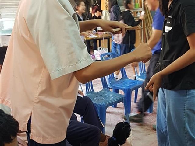 สาขาวิชาการสื่อสารสื่อใหม่,คณะวิทยาการจัดการและสารสนเทศศาสตร์,มหาวิทยาลัยพะเยา,จัดกิจกรรมลดการเกิดความรุนแรงในโรงเรียนผ่านสื่อละครหุ่นสายแบบมีส่วนร่วม,ณ,โรงเรียนฟากกว๊านวิทยาคม,ตำบลบ้านตุ่น,อำเภอเมืองพะเยา,จังหวัดพะเยา