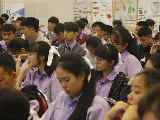 สาขาวิชาภูมิสารสนเทศศาสตร์,คณะเทคโนโลยีสารสนเทศและการสื่อสาร,จัดโครงการบริการวิชาการ,เทคโนโลยีภูมิสารสนเทศสู่เยาวชนท้องถิ่น,ปีที่,2,หรือ,GIS,Day,2019,ถ่ายทอดความรู้แก่เยาวชนในท้องถิ่นให้เห็นถึงความก้าวหน้าวิทยาการด้านเทคโนโลยีภูมิสารสนเทศ