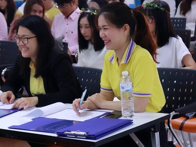นิทรรศการวิทยาศาสตร์เครื่องสำอาง มหาวิทยาลัยพะเยา ครั้งที่ 2 นิทรรศการวิทยาศาสตร์เครื่องสำอาง มหาวิทยาลัยพะเยา ครั้งที่ 2 สัมผัสแห่งสี (UP COSMETIC AND AESTHETIC EXHIBITION 2nd “color sensation”