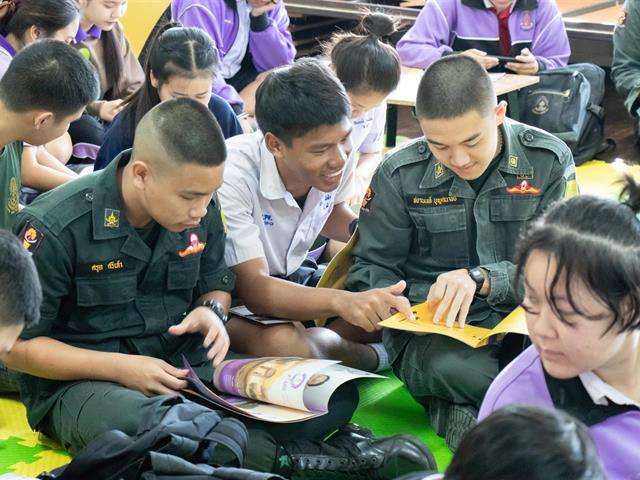 คณะผู้บริหารคณะศิลปศาสตร์ ลงพื้นที่สร้างความร่วมมือกับโรงเรียนในการพัฒนาศักยภาพผู้เรียน ระดับมัธยมศึกษา เพื่อการศึกษาต่อในมหาวิทยาลัยพะเยา ณ โรงเรียนพานพิทยาคม