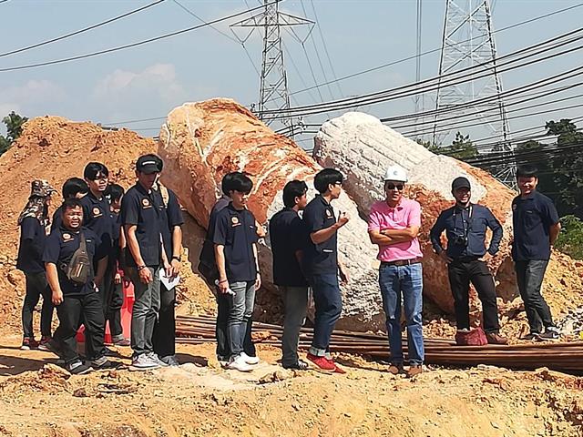 ศึกษาดูงานโครงการก่อสร้าง