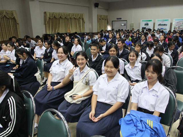 กิจกรรมแนะแนวหมอน้อย ครั้งที่ 13 ณ โรงพยาบาลน่าน