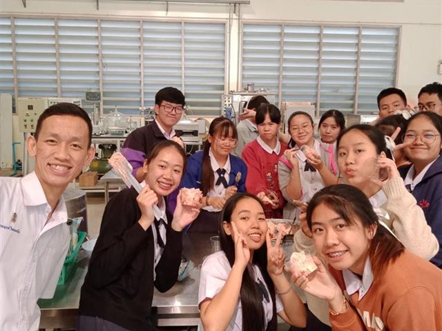 โรงเรียนสาธิตมหาวิทยาลัยพะเยา