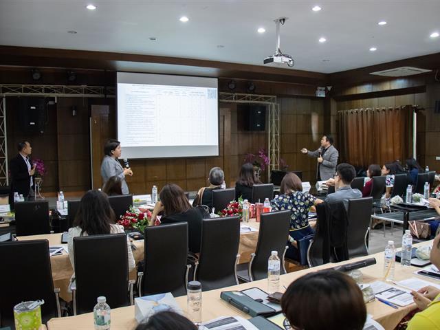 คณะศิลปศาสตร์จัดโครงการ ประชุมบุคลากรคณะศิลปศาสตร์ ครั้งที่ 1/2563 และ อบรมเกณฑ์มาตรฐานหลักสูตร AUN QA