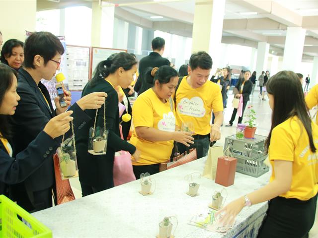 คณะเกษตรศาสตร์และทรัพยากรธรรมชาติ มหาวิทยาลัยพะเยา ร่วมจัดบูทนิทรรศการ ในโครงการผู้บริหารสถานศึกษาและอาจารย์แนะแนวเยี่ยมชมมหาวิทยาลัยพะเยา