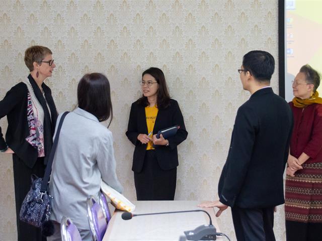 ผู้บริหารคณะศิลปศาสตร์ ปรึกษาหารือความร่วมมือด้านวิชาการ กับ คุณคาโรลีน ชมิตต์ ผู้ช่วยที่ปรึกษาด้านภาษาฝรั่งเศสจากสถานเอกอัครราชทูตฝรั่งเศสประจำประเทศไทย