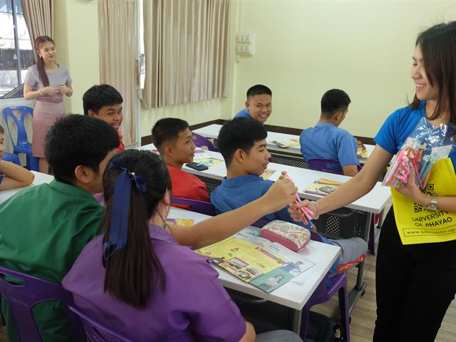 คณะวิทยาศาสตร์การแพทย์ ออกแนะแนวการศึกษา ณ โรงเรียนทัพทันอนุสรณ์