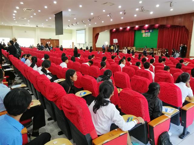 คณะเกษตรศาสตร์และทรัพยากรธรรมชาติ ม.พะเยา  เข้าร่วมสอบสัมภาษณ์คัดเลือกนักเรียน และบุคลากรทุนพระราชทานสมเด็จพระกนิษฐาธิราชเจ้า กรมสมเด็จพระเทพรัตนราชสุดาฯ สยามบรมราชกุมารี โครงการพระราชทานความช่วยเหลือแก่ราชอาณาจักรกัมพูชา (ด้านการศึกษา)