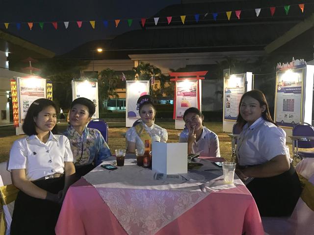 คณะศิลปศาสตร์ร่วมจัดนิทรรศการในโครงการ ชมรมภาษาและวัฒนธรรมนานาชาติ และ โครงการ International Awareness and Mobility เพื่อก้าวสู่ความเป็นสากล