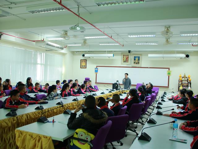 คณะเกษตรศาสตร์และทรัพยากรธรรมชาติ มหาวิทยาลัยพะเยา ต้อนรับคณะศึกษาดูงานจากโรงเรียนพะเยาพิทยาคม กลุ่มสาระการเรียนรู้วิทยาศาสตร์