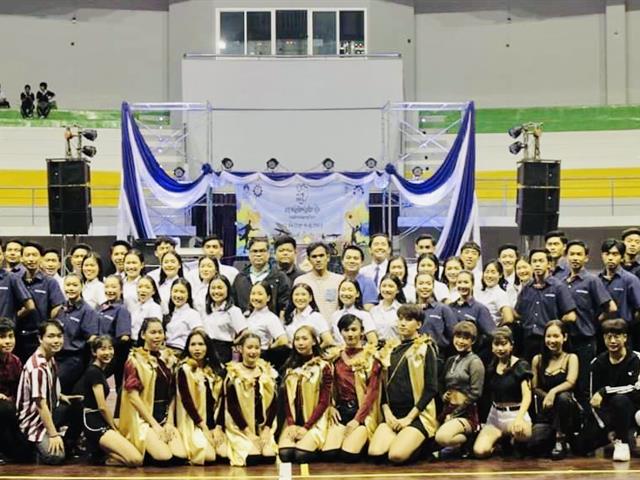 งานสานสัมพันธ์ระหว่างคณะแพทยศาสตร์และคณะวิศวกรรมศาสตร์ "กาวน์เกียร์เกี่ยวใจ"