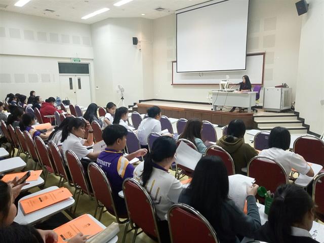 คณะศิลปศาสตร์ สาขาวิชาภาษาจีน ได้จัดโครงการอบรมเพื่อพัฒนาทักษะภาษาวิชาเอก