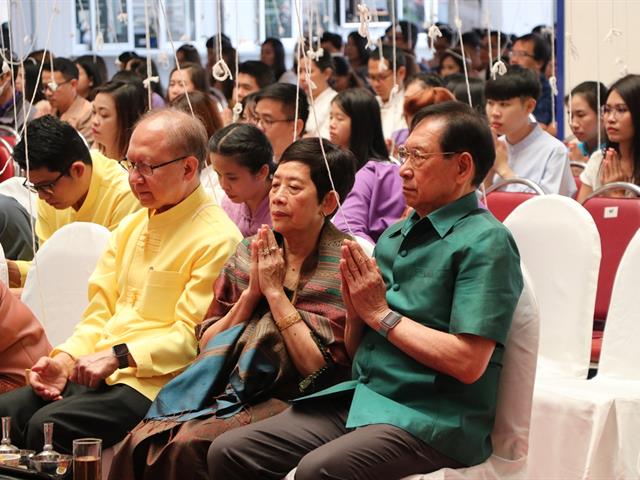 ทำบุญเนื่องในวันขึ้นปีใหม่