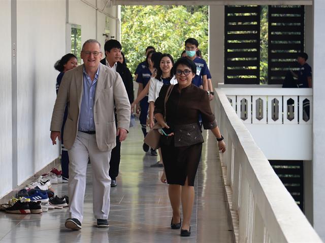 การอบรมการแลกเปลี่ยนเรียนรู้และประสบการณ์การทำงานด้านการแพทย์ฉุกเฉินเรื่อง (EMS Systems and sport medicine)
