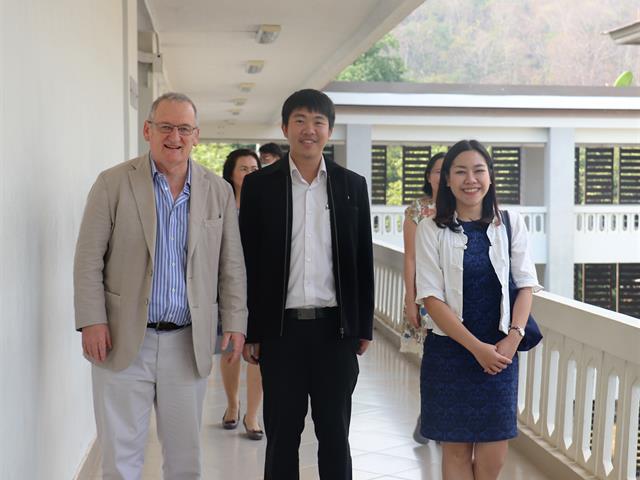 การอบรมการแลกเปลี่ยนเรียนรู้และประสบการณ์การทำงานด้านการแพทย์ฉุกเฉินเรื่อง (EMS Systems and sport medicine)