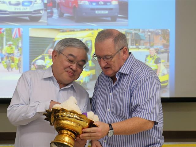 การอบรมการแลกเปลี่ยนเรียนรู้และประสบการณ์การทำงานด้านการแพทย์ฉุกเฉินเรื่อง (EMS Systems and sport medicine)