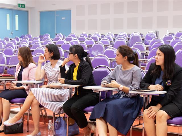 คณะศิลปศาสตร์ให้การต้อนรับเจ้าหน้าที่จากศูนย์การแพทย์และโรงพยาบาลมหาวิทยาลัยพะเยา