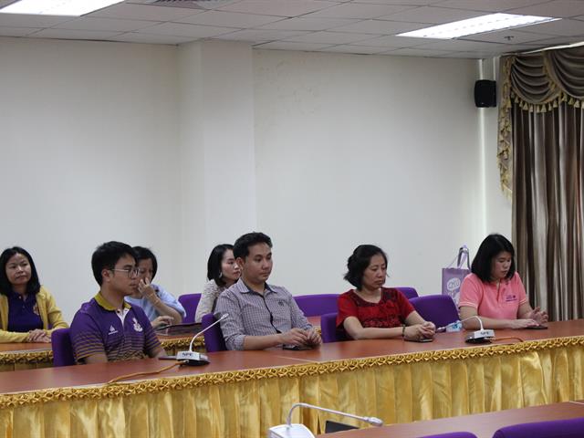 ผู้อำนวยการศูนย์บรรณสารและการเรียนรู้ 