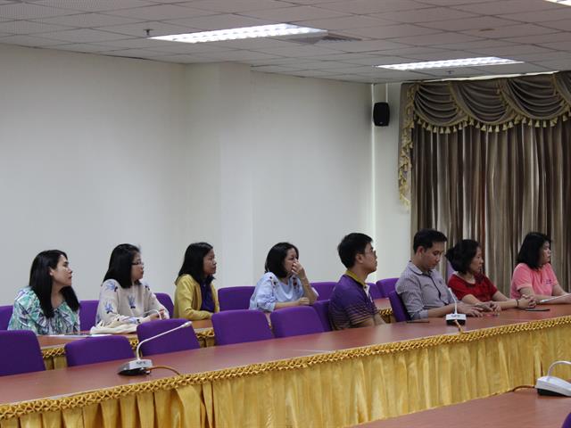 ผู้อำนวยการศูนย์บรรณสารและการเรียนรู้ 