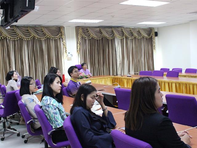 ผู้อำนวยการศูนย์บรรณสารและการเรียนรู้ 