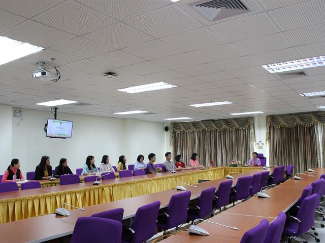 ผู้อำนวยการศูนย์บรรณสารและการเรียนรู้ 