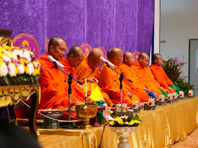 มหาวิทยาลัยพะเยา จัดพิธีทำบุญเนื่องในวันขึ้นปีใหม่ ประจำปี 2563 “ฮ่วมบุญ ขึ้นปี๋ใหม่ ฮ้อยดวงใจ จาว ม.พะเยา”