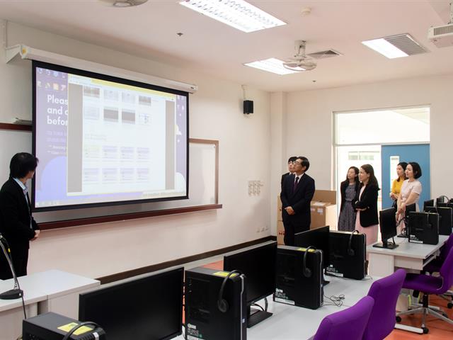 คณะศิลปศาสตร์ให้การต้อนรับท่านกงสุลใหญ่ญี่ปุ่นประจำจังหวัดเชียงใหม่
