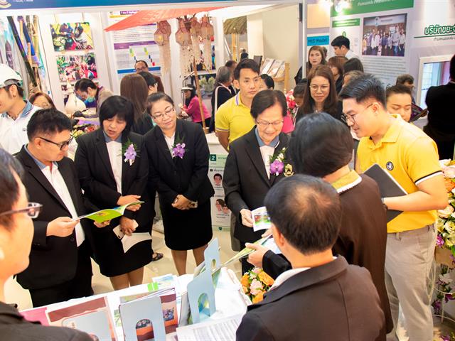 คณะศิลปศาสตร์เข้าร่วมจัดบูธนิทรรศการ “1 คณะ 1 สัญลักษณ์ความสำเร็จ”  ณ อาคาร 99 ปี พระอุบาลีคุณูปมาจารย์ (ปวง ธมฺมปญฺโญ) มหาวิทยาลัยพะเยา