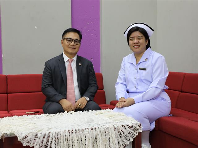 พิธีมอบหมวก เข็ม และดวงประทีป ให้แก่นิสิตคณะพยาศาสตร์ ชั้นปีที่ 2