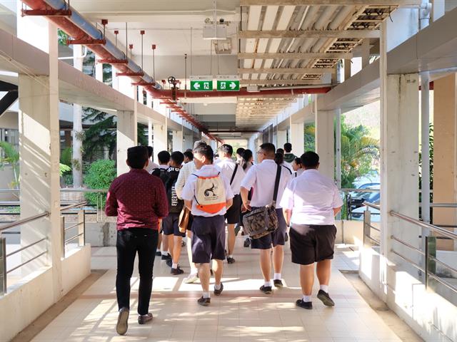 คณะวิทยาศาสตร์ 