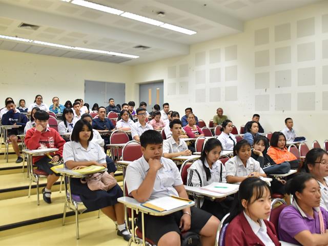 คณะเกษตรศาสตร์และทรัพยากรธรรมชาติ มหาวิทยาลัยพะเยา ต้อนรับและสอบสัมภาษณ์นักเรียนที่สนใจเข้าศึกษาต่อคณะเกษตรศาสตร์ฯ ในระดับปริญญาตรี