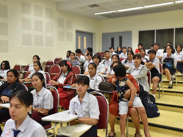 คณะเกษตรศาสตร์และทรัพยากรธรรมชาติ มหาวิทยาลัยพะเยา ต้อนรับและสอบสัมภาษณ์นักเรียนที่สนใจเข้าศึกษาต่อคณะเกษตรศาสตร์ฯ ในระดับปริญญาตรี