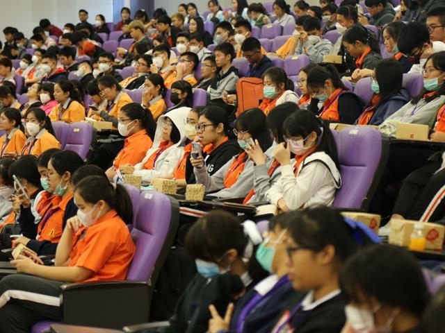 วมว  สาธิต ม.พะเยา 