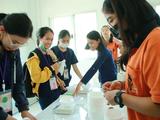 คณะเกษตรศาสตร์และทรัพยากรธรรมชาติ ม.พะเยา ต้อนรับคณะนักเรียนค่ายวิทยาศาสตร์สานสัมพันธ์ฉันท์ วมว. ครั้งที่ 12 ร่วมกิจกรรมทัศนศึกษาแหล่งเรียนรู้ ณ ศูนย์ศึกษาเศรษฐกิจพอเพียงการเกษตรฯ มหาวิทยาลัยพะเยา