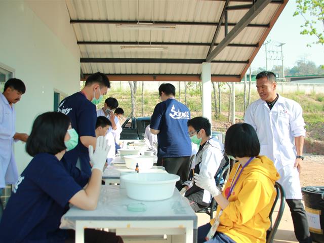 คณะเกษตรศาสตร์และทรัพยากรธรรมชาติ ม.พะเยา ต้อนรับคณะนักเรียนค่ายวิทยาศาสตร์สานสัมพันธ์ฉันท์ วมว. ครั้งที่ 12 ร่วมกิจกรรมทัศนศึกษาแหล่งเรียนรู้ ณ ศูนย์ศึกษาเศรษฐกิจพอเพียงการเกษตรฯ มหาวิทยาลัยพะเยา