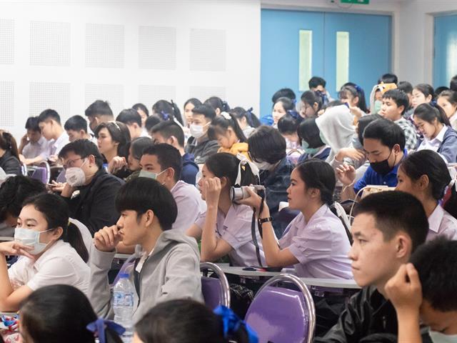 คณะศิลปศาสตร์ สาขาวิชาภาษาฝรั่งเศส จัดโครงการ “นิทรรศการภาษาและวัฒนธรรมฝรั่งเศส”