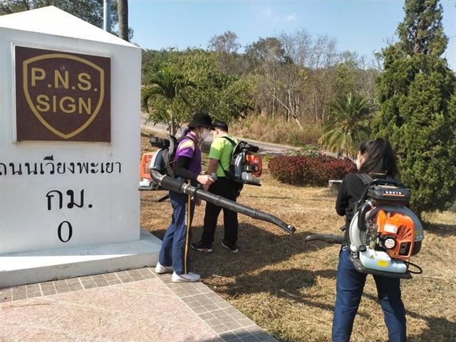 กองอาคารสถานที่มหาวิทยาลัยพะเยา นำนิสิตคณะวิทยาศาสตร์มหาวิทยาลัยพะเยา กว่า 300 คน เรียนรู้วิธีการเฝ้าระวังและวิธีการดับไฟป่า