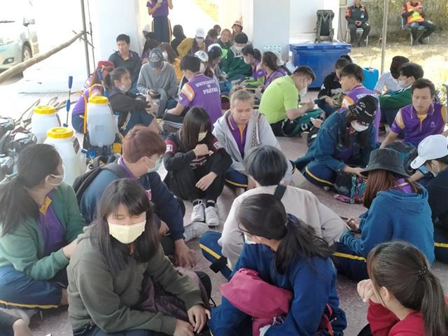 กองอาคารสถานที่มหาวิทยาลัยพะเยา นำนิสิตคณะวิทยาศาสตร์มหาวิทยาลัยพะเยา กว่า 300 คน เรียนรู้วิธีการเฝ้าระวังและวิธีการดับไฟป่า