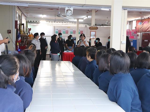 อาจารย์และนิสิตคณะนิติศาสตร์ เปิด "คลินิกกฎหมาย" ให้ความรู้ความเข้าใจเกี่ยวกับกฎหมาย ณ เรือนจำจังหวัดพะเยา