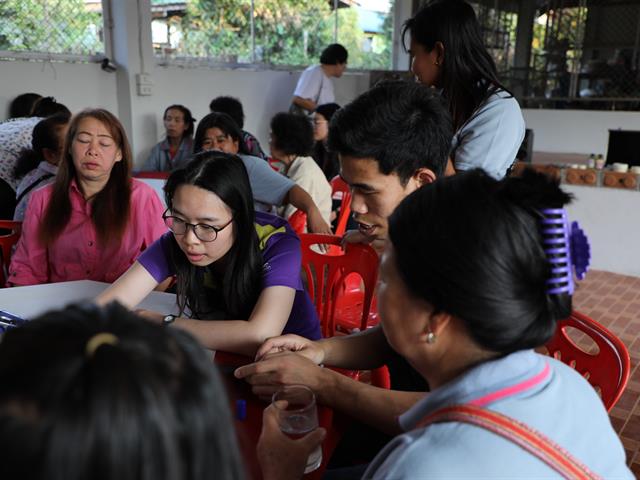 คณะทันตแพทยศาสตร์ มหาวิทยาลัยพะเยา ลงพื้นที่ถอดบทเรียนในโครงการเสริมสร้างพลังครอบครัวและชุมชน เพื่อสร้างเสริมสุขภาพช่องปากและคุณภาพชีวิตของชุมชน หมู่ที่ 6 บ้านแม่กาไร่ ตำบลแม่กา อำเภอเมือง จังหวัดพะเยา