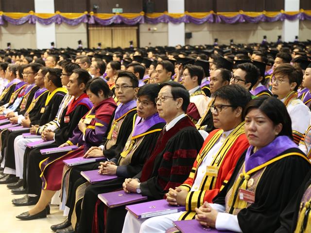 พิธีพระราชทานปริญญาบัตรแก่ผู้สำเร็จการศึกษาจากมหาวิทยาลัยพะเยา ประจำปีการศึกษา ๒๕๖๑  ณ หอประชุมพญางำเมือง มหาวิทยาลัยพะเยา