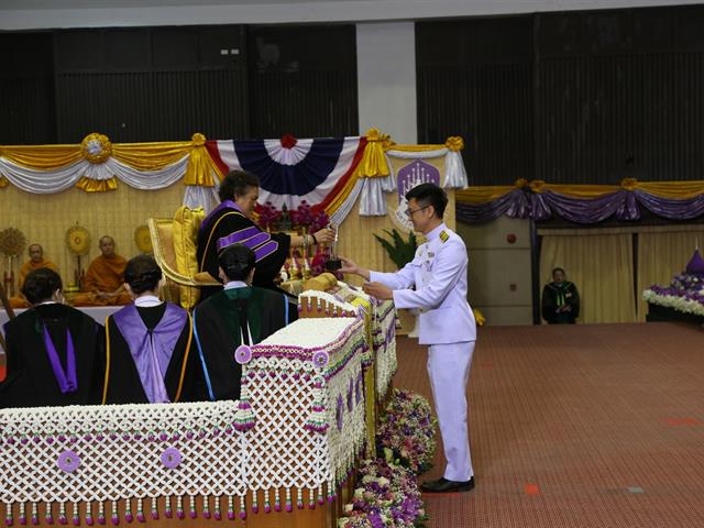 พิธีพระราชทานปริญญาบัตรแก่ผู้สำเร็จการศึกษาจากมหาวิทยาลัยพะเยา ประจำปีการศึกษา ๒๕๖๑  ณ หอประชุมพญางำเมือง มหาวิทยาลัยพะเยา