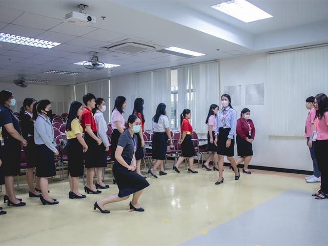 คณะกรรมการดำเนินงานพิธีพระราชทานปริญญาบัตร คณะศิลปศาสตร์ ดำเนินการฝึกซ้อมบัณฑิต เพื่อเตรียมความพร้อมเข้ารับพระราชทานปริญญาบัตร ประจำปีการศึกษา ๒๕๖๑
