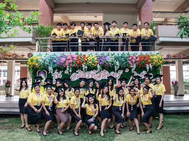 คณะกรรมการดำเนินงานพิธีพระราชทานปริญญาบัตร คณะศิลปศาสตร์ ดำเนินการฝึกซ้อมบัณฑิต เพื่อเตรียมความพร้อมเข้ารับพระราชทานปริญญาบัตร ประจำปีการศึกษา ๒๕๖๑