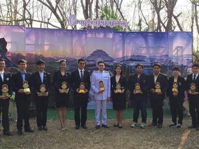 นางสาวสุนิษา เรืองอยู่ ศิษย์เก่าดีเด่นคณะวิทยาศาสตร์การแพทย์ประจำปี 2563 