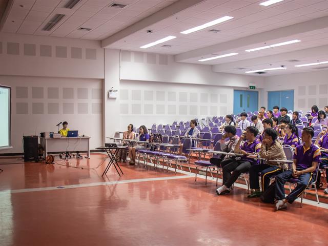 ศูนย์ภาษา คณะศิลปศาสตร์ จัดโครงการอบรมและทำความเข้าใจกระบวนการใช้งาน และทำข้อสอบวัดระดับภาษาอังกฤษ ด้วยโปรแกรม “DynEd Courseware for CEFR”