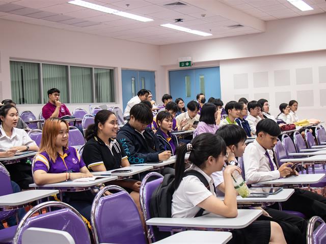 ศูนย์ภาษา คณะศิลปศาสตร์ จัดโครงการอบรมและทำความเข้าใจกระบวนการใช้งาน และทำข้อสอบวัดระดับภาษาอังกฤษ ด้วยโปรแกรม “DynEd Courseware for CEFR”