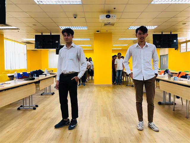  Look Good and Sound Good for Job Interview: สร้างบุคลิกแบบไหนให้ได้งาน