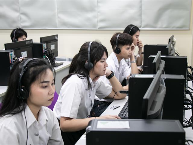 ศูนย์ภาษา คณะศิลปศาสตร์ จัดโครงการทดสอบและยกระดับมาตรฐานภาษาอังกฤษ สำหรับนิสิต มหาวิทยาลัยพะเยา (รหัส 62)